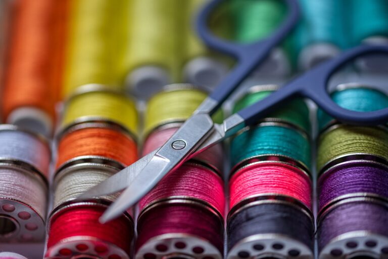 thread, sewing accessories, multicoloured-5063400.jpg